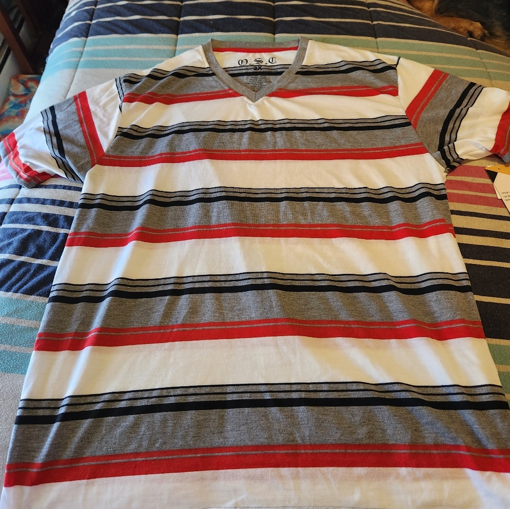 Men's 2XL  T-shirt